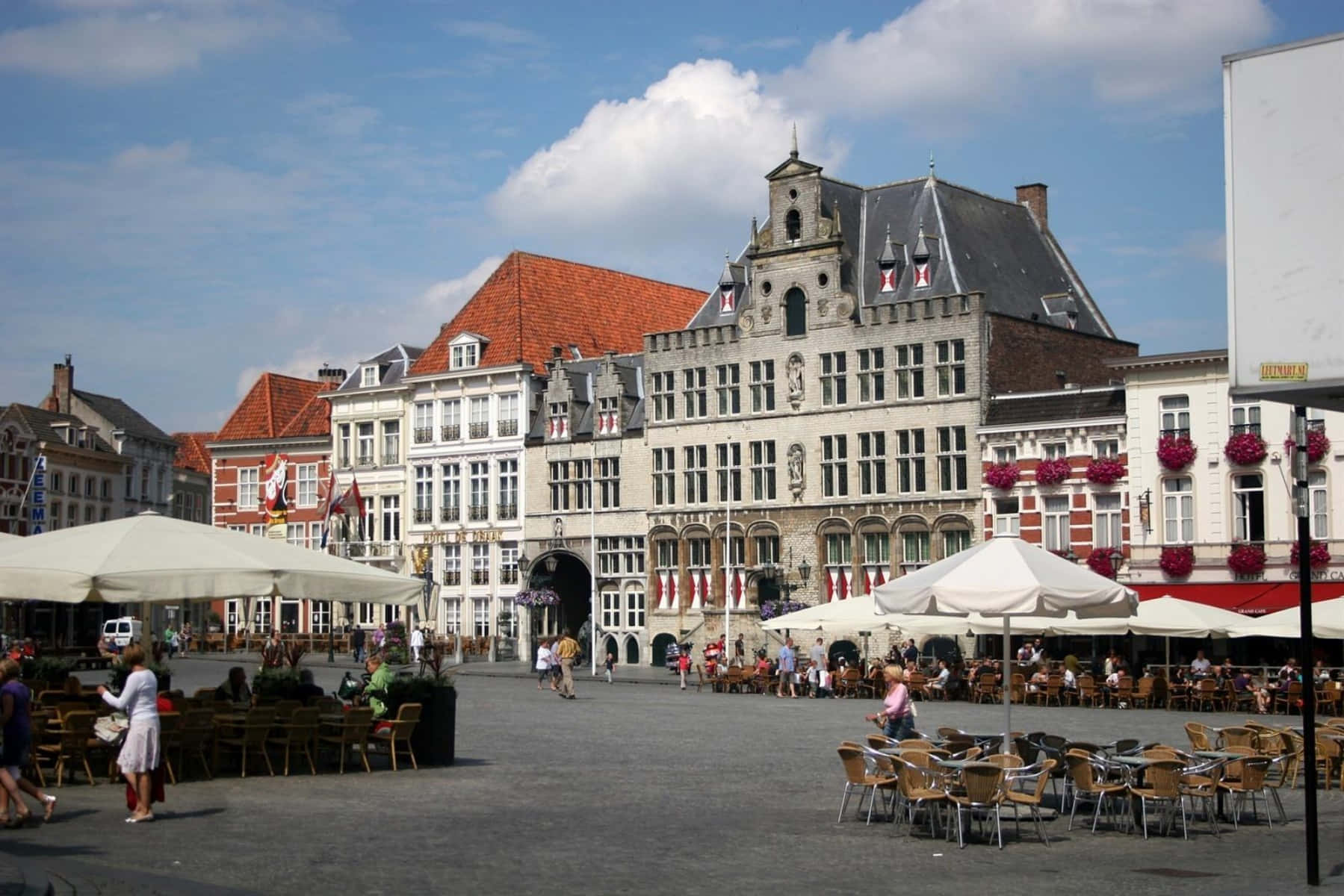 Bergen Op Zoom Market Square Wallpaper