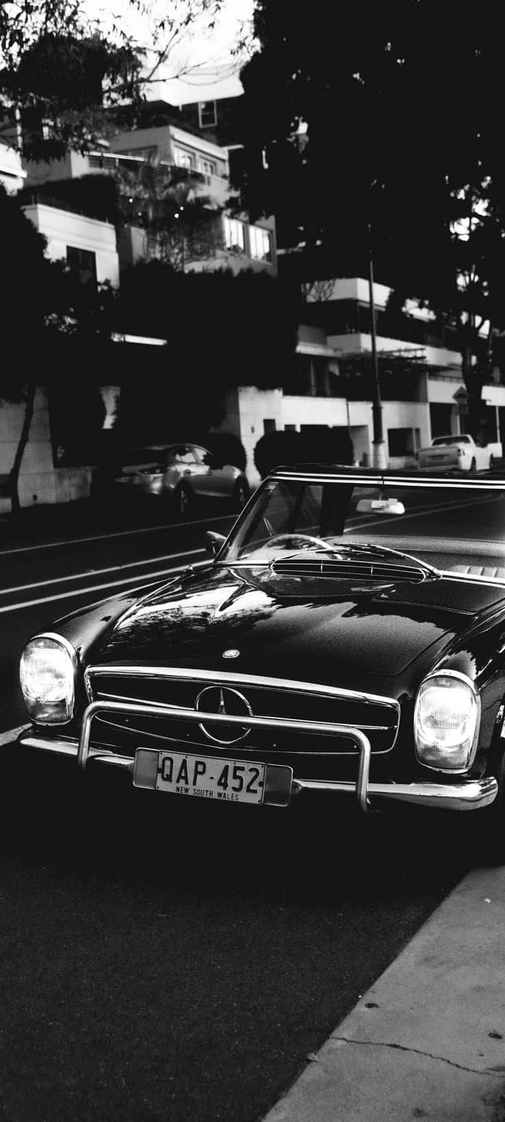 Black And White Old Mercedes Car Model Wallpaper