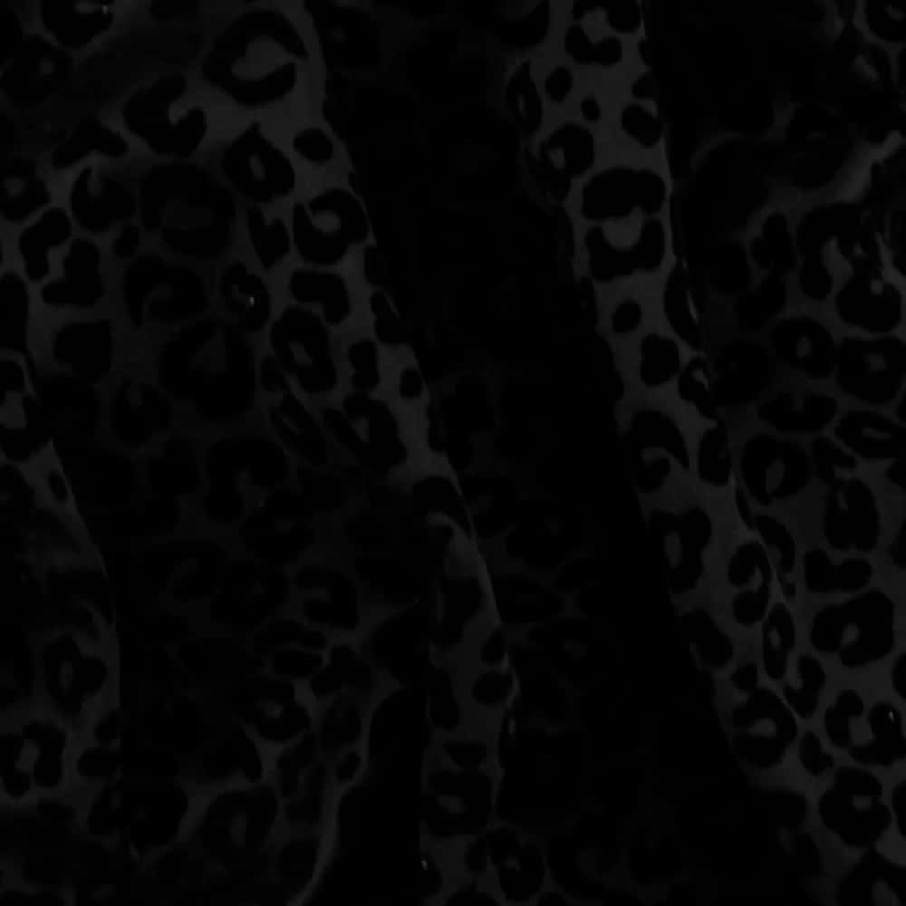 Black Leopard Print Pattern Wallpaper