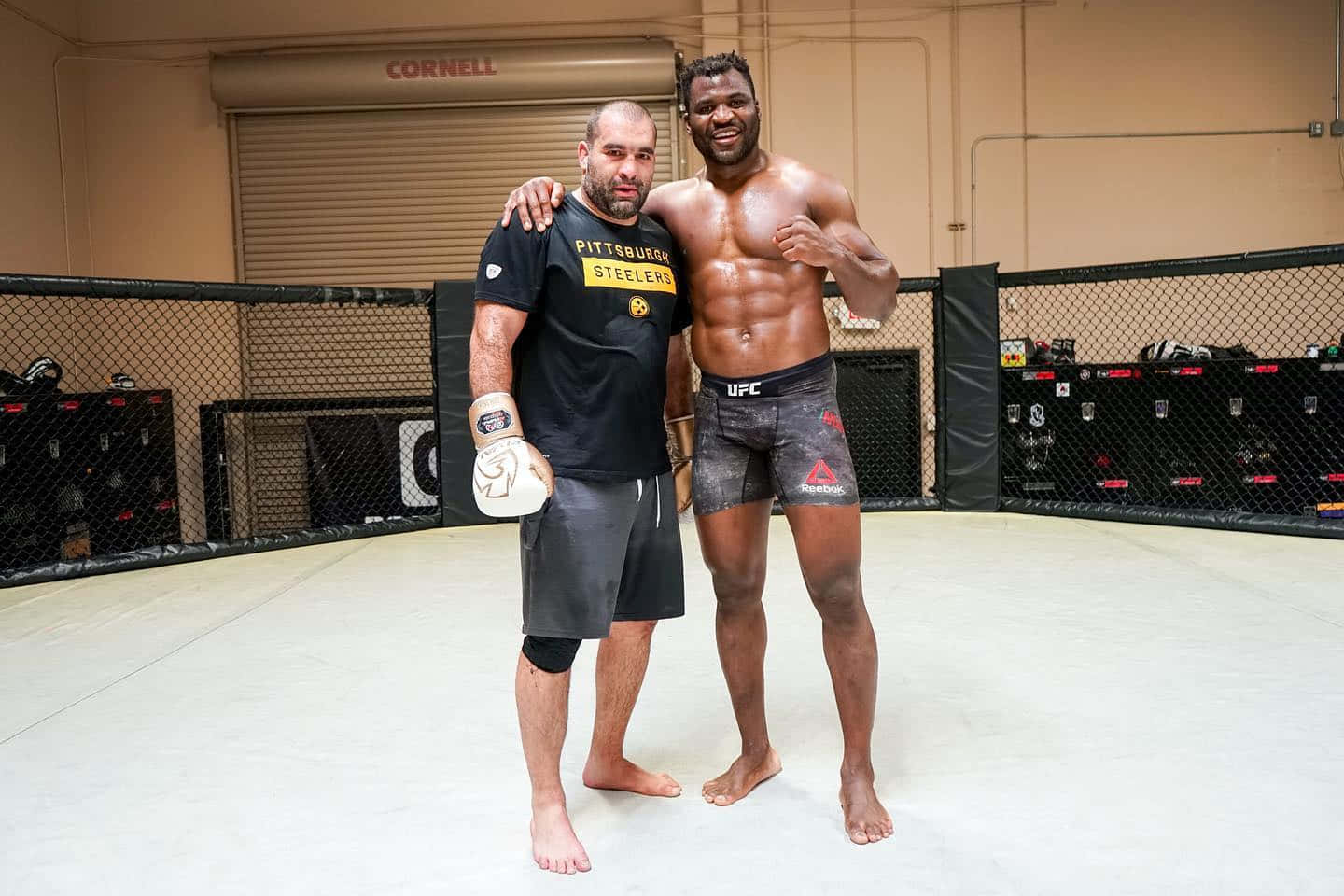 Blagoy Ivanov Training With Francis Ngannou Wallpaper