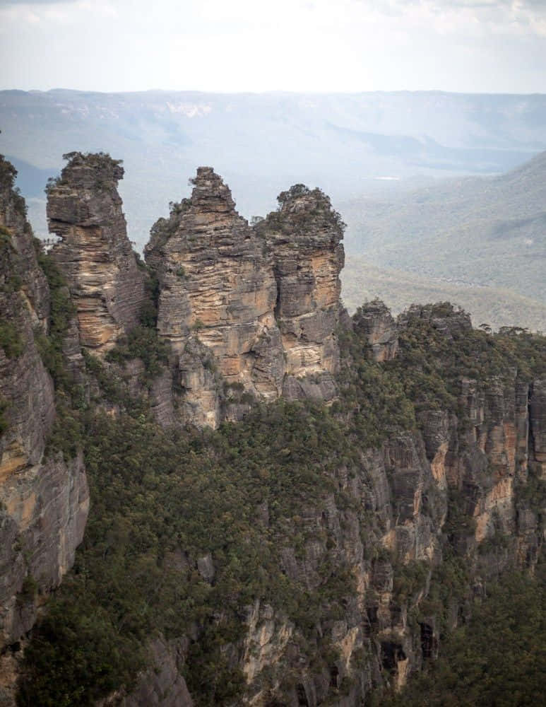 Blue Mountains National Park, A Scenic Natural Wonder In Australia Wallpaper