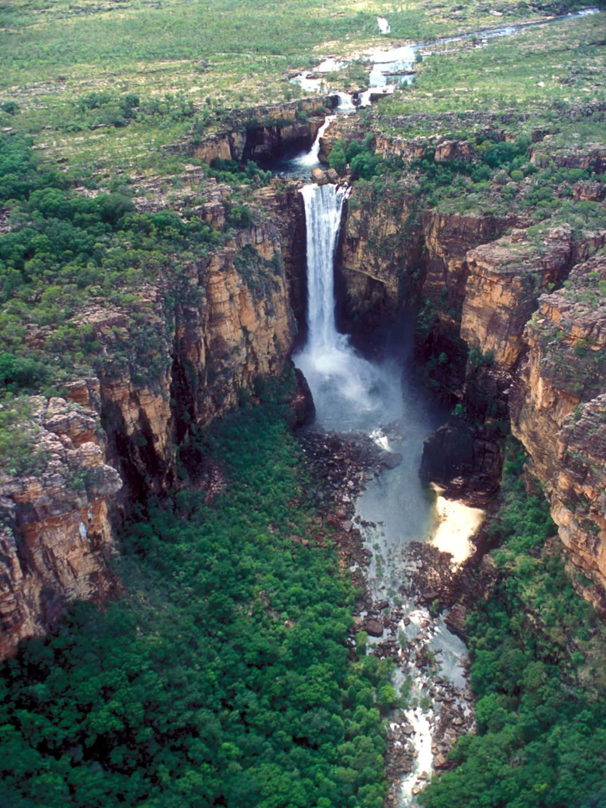 Blue Mountains National Park - An Enduring Landscape Of Natural Beauty Wallpaper