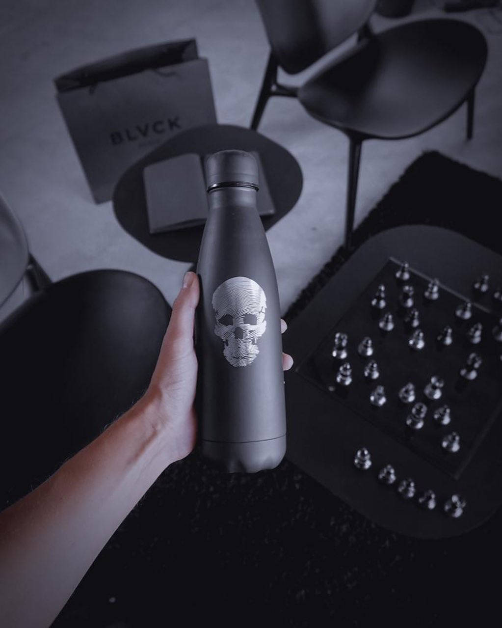 Blvck Paris Skull Water Bottle Wallpaper