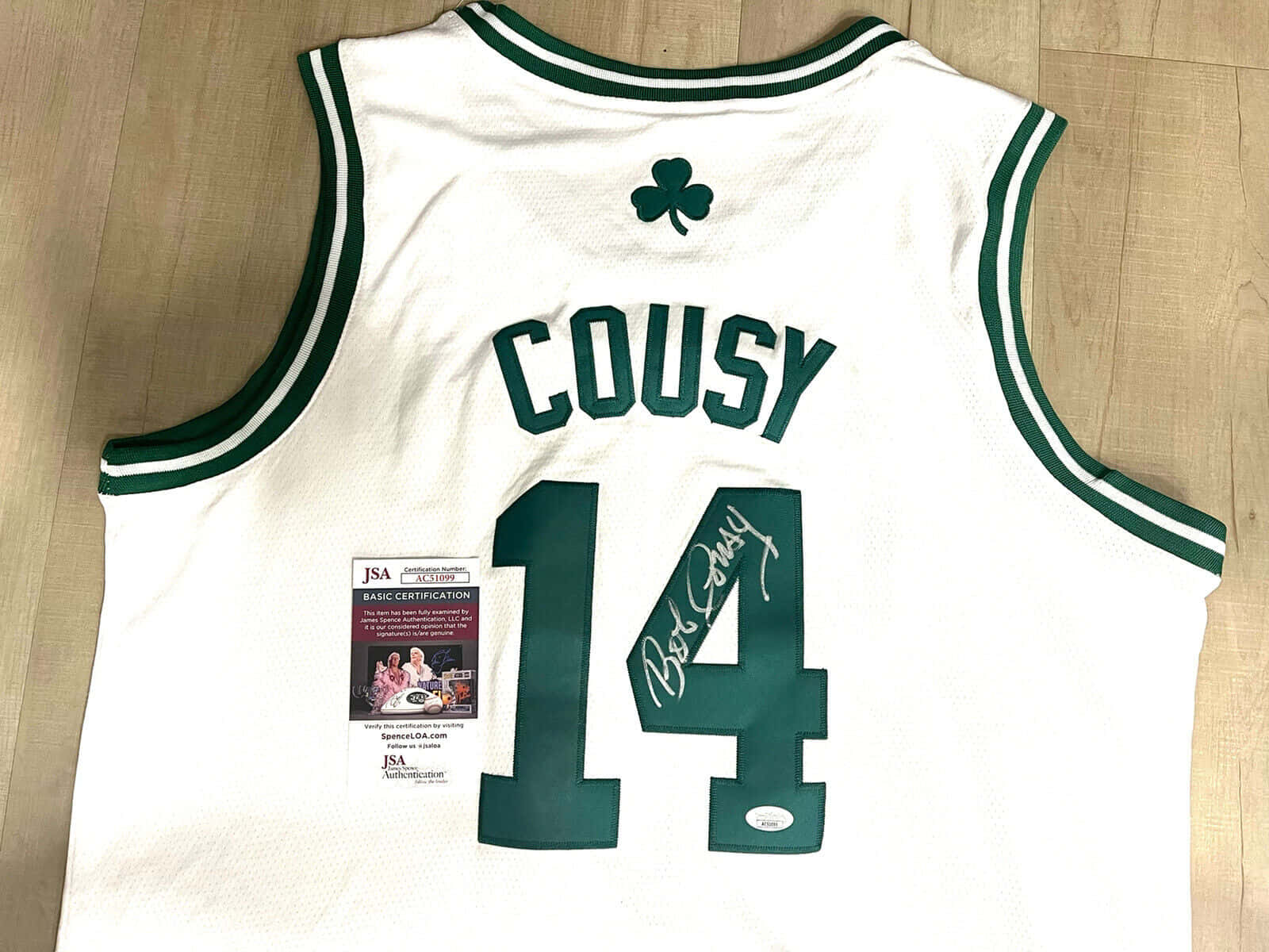 Bob Cousy Basketball White Team Jersey Wallpaper