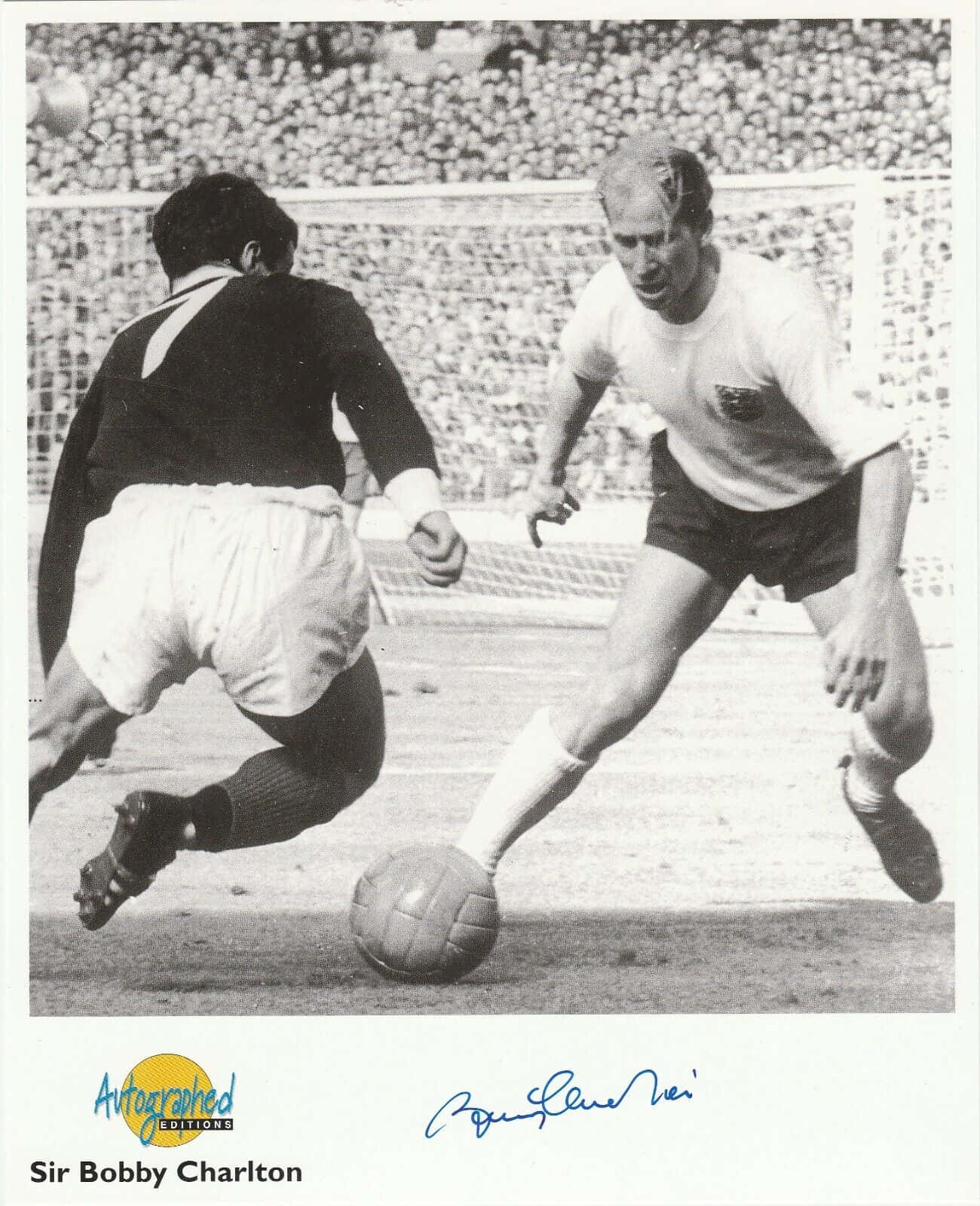 Bobby Charlton England Fc Autographed Photography Wallpaper