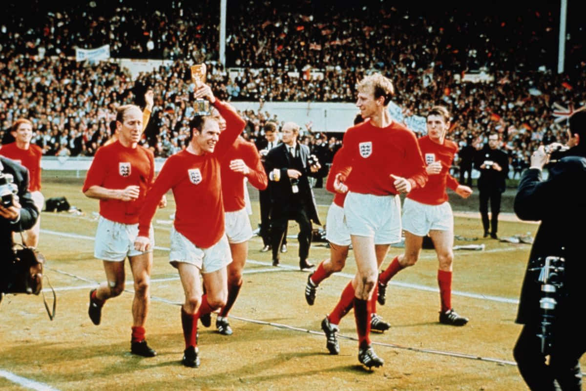 Bobby Charlton Jack Charlton Ray Wilson Football Players Wallpaper