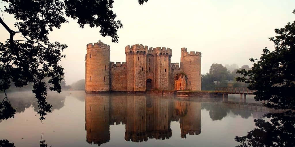 Bodiam Castle Misty Morning Reflection Wallpaper