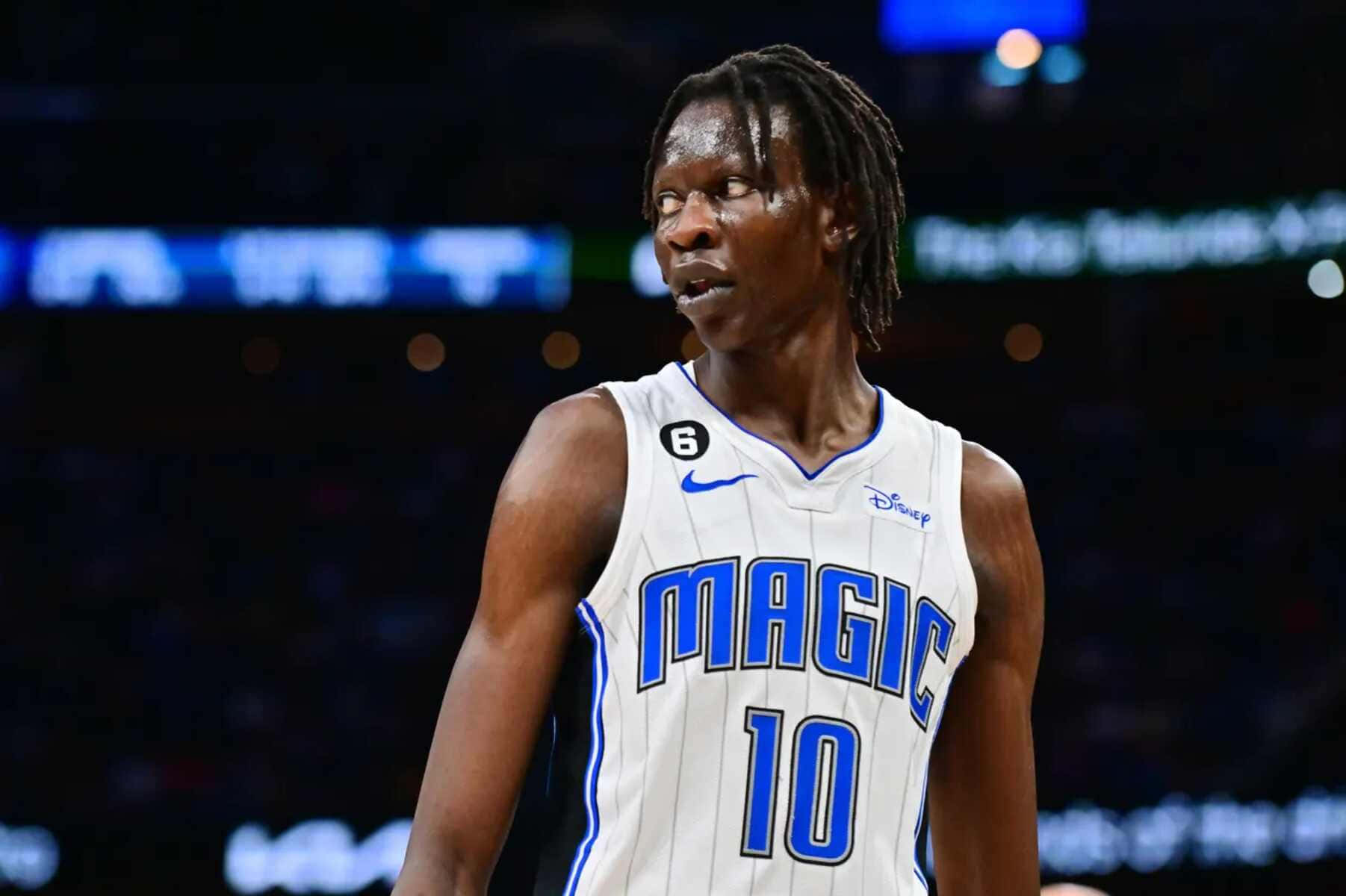 Bol Bol Orlando Magic Basketball Player Wallpaper