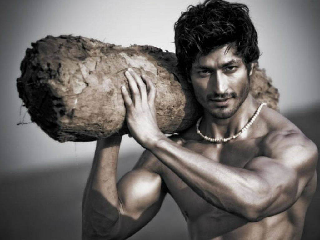 Bollywood's Action Star Vidyut Jamwal In Monochrome Wallpaper