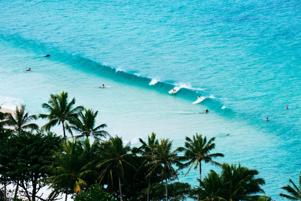 Breathtaking View Of Hawaiian Island Wallpaper