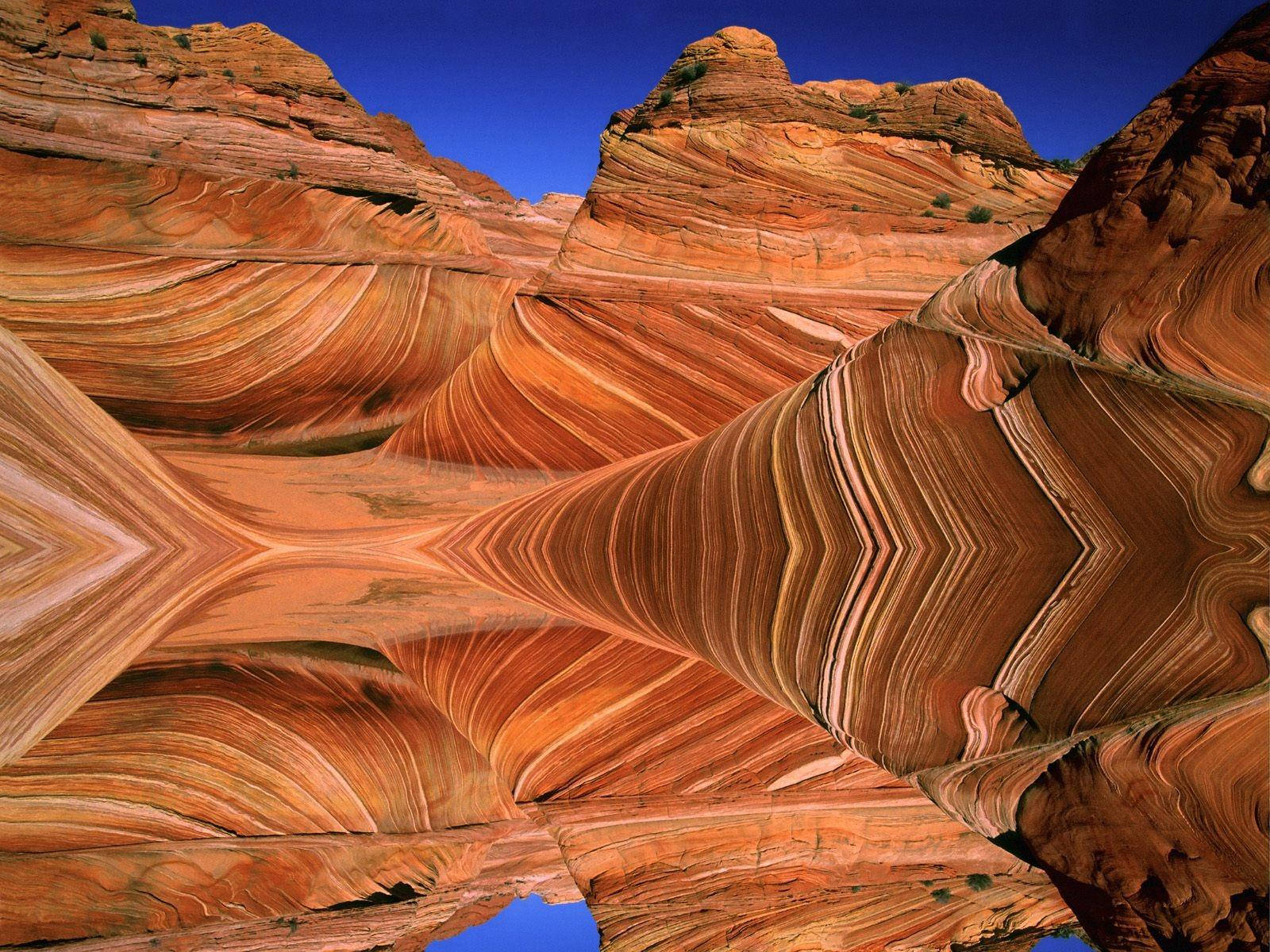 Breathtaking View Of Red Rock Formation, The Wave In Arizona Wallpaper