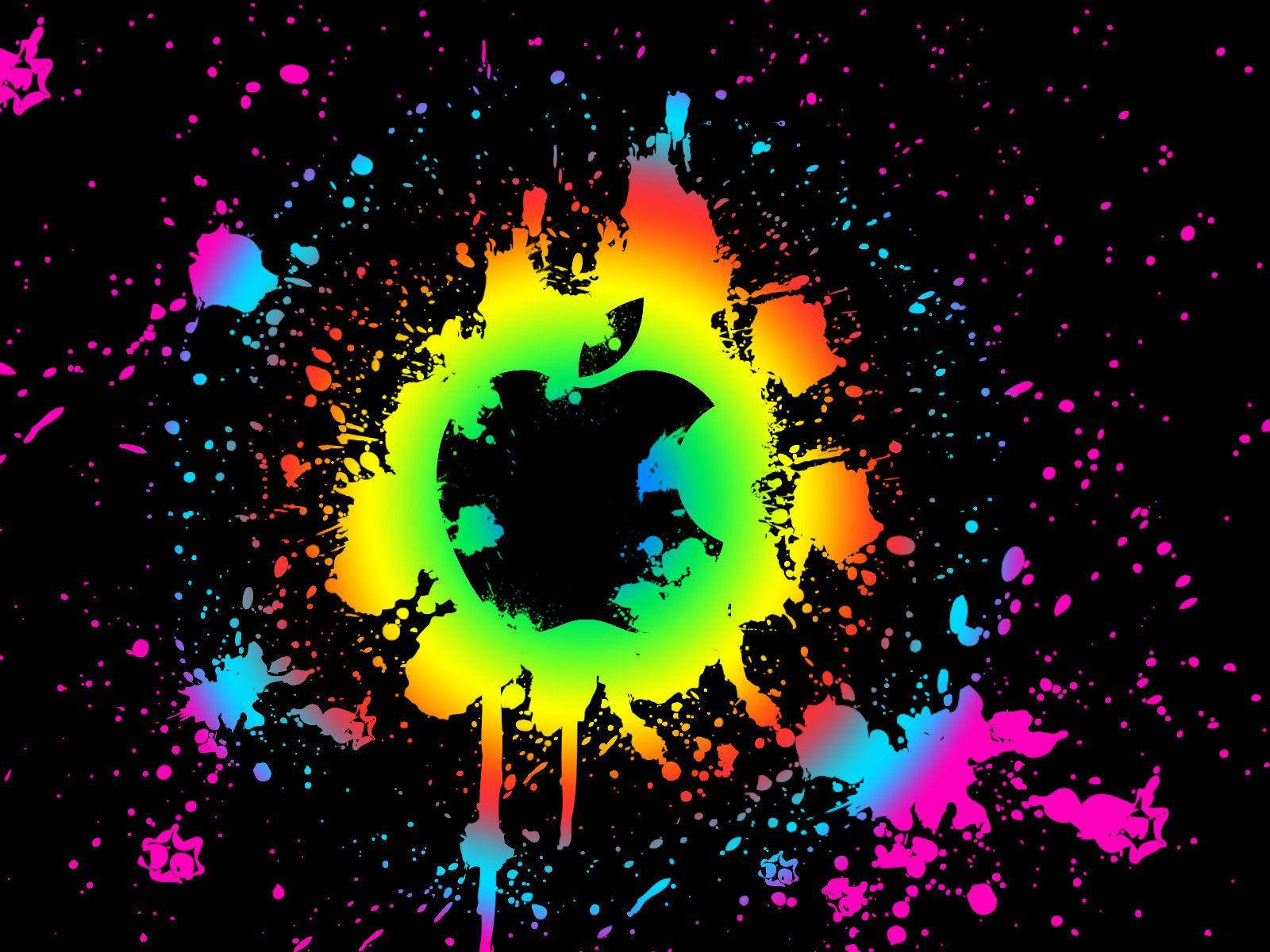 Bring Out Your Inner Artist With These Wild And Stylish Paint Splatter Aesthetic Wallpapers. Wallpaper