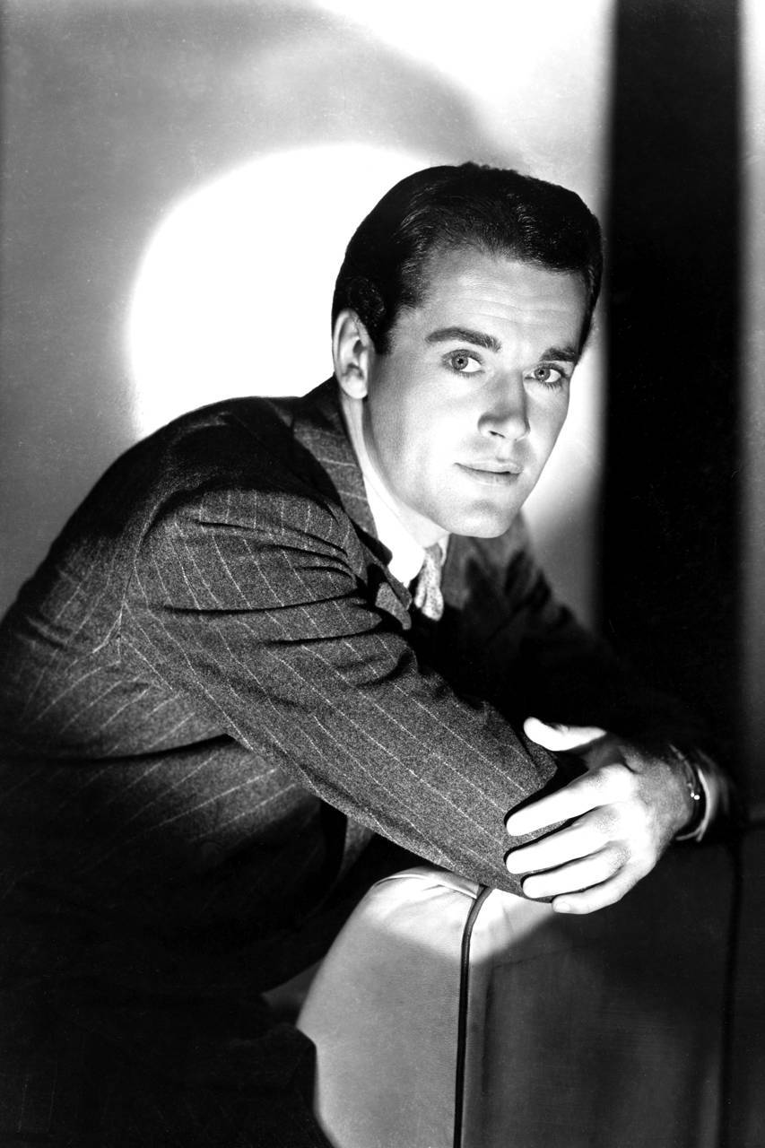 Broadway Actor Henry Fonda Studio Portrait Wallpaper