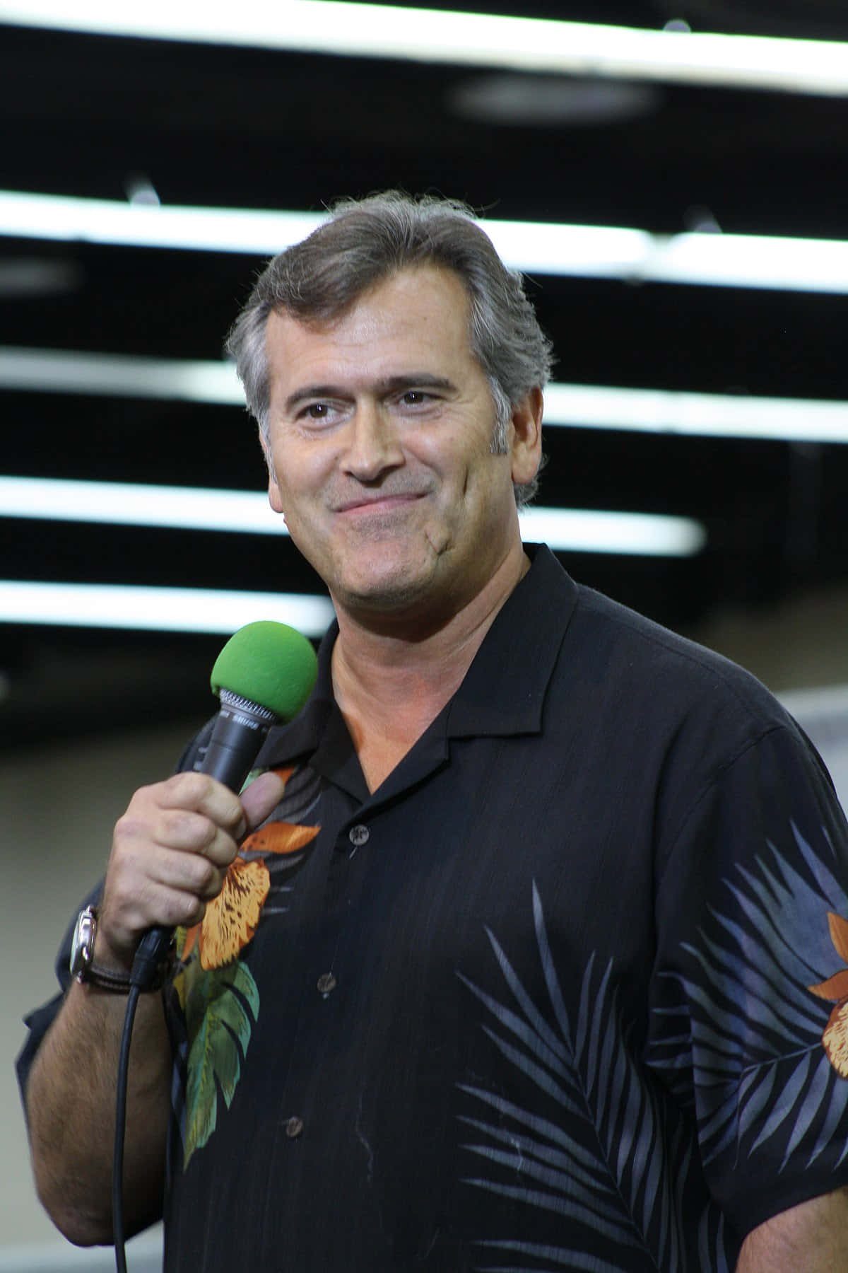 Bruce Campbell [wallpaper] Wallpaper