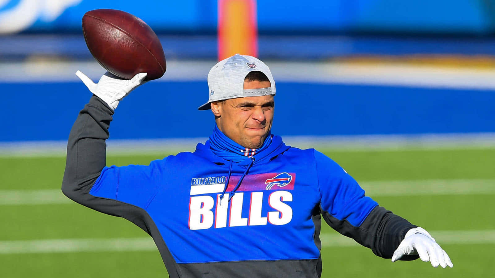 Buffalo Bills Player Warming Up Wallpaper