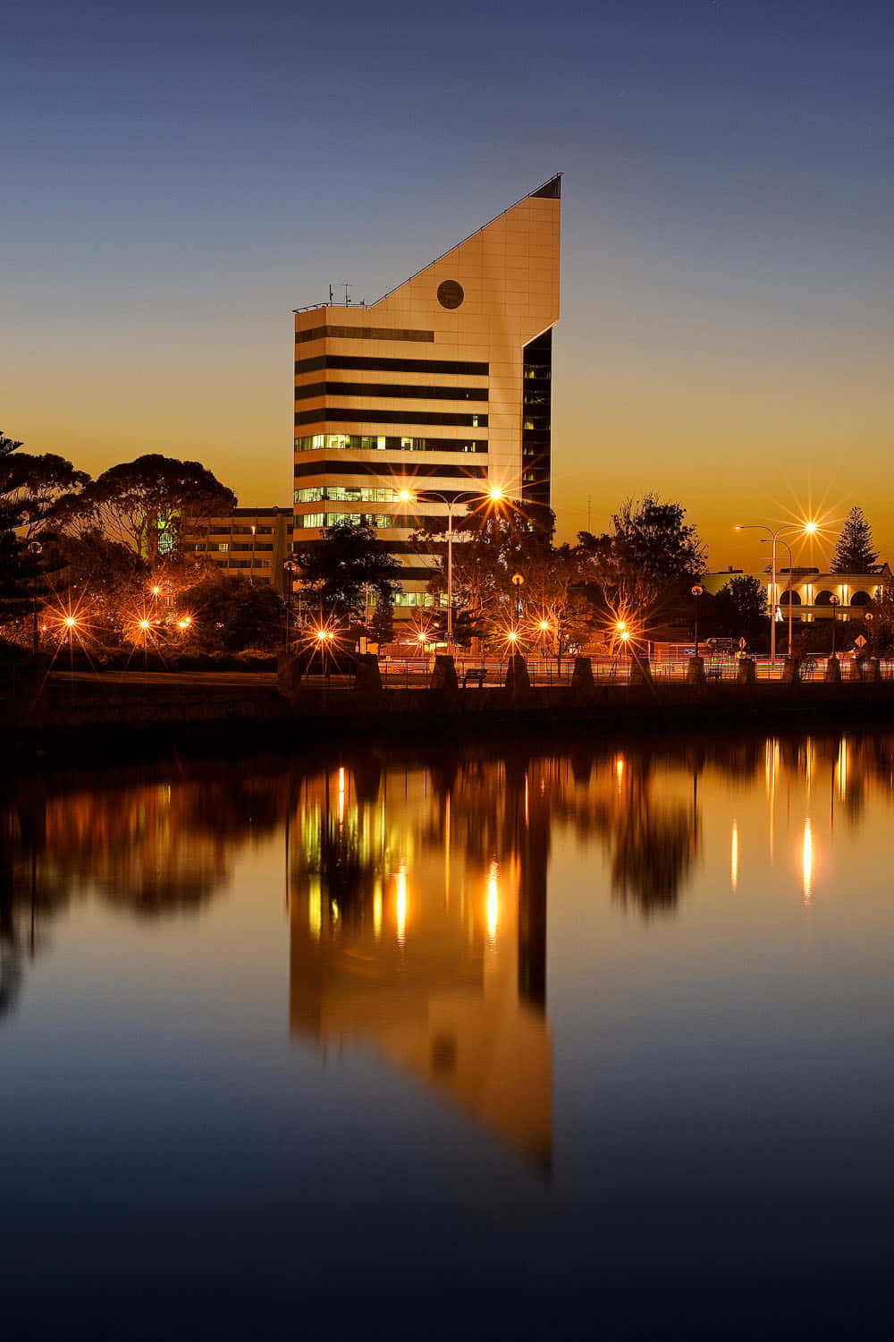 Bunbury Waterfront Buildingat Dusk Wallpaper