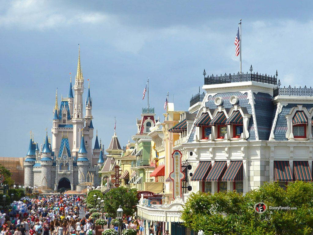 Bustling Day At Disney World Wallpaper