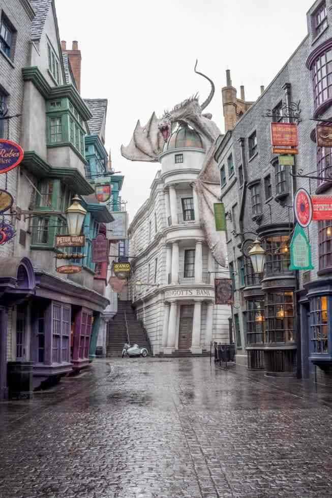 Bustling Diagon Alley From Harry Potter Universe Wallpaper