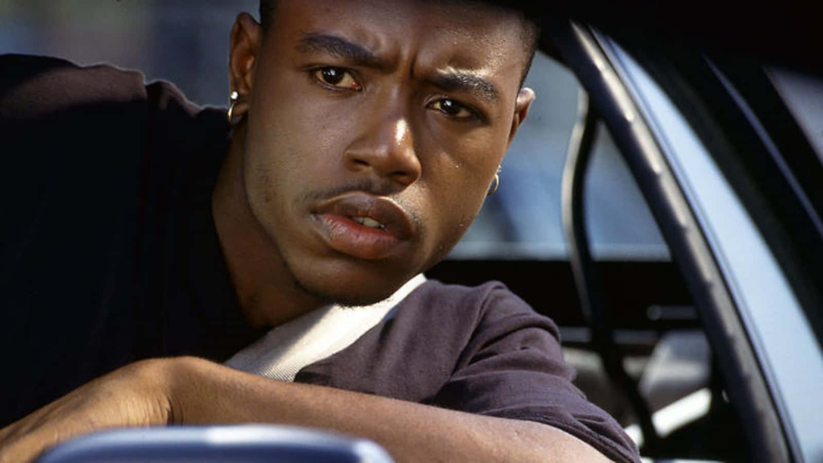 Caine & O-dog Struggle To Survive The Harsh Realities Of Life In Menace Ii Society Wallpaper