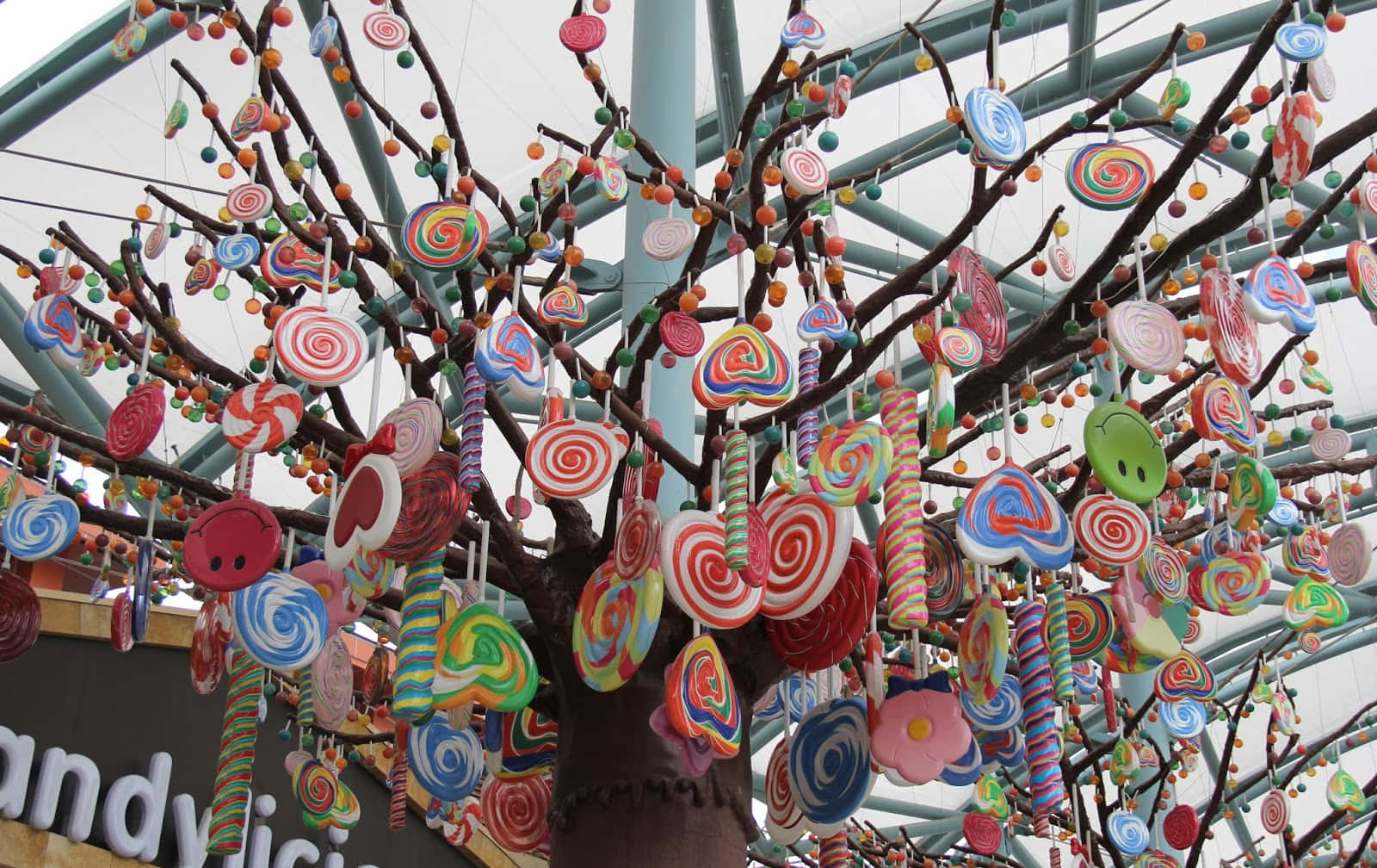 Candy Tree Universal Studios Singapore Wallpaper