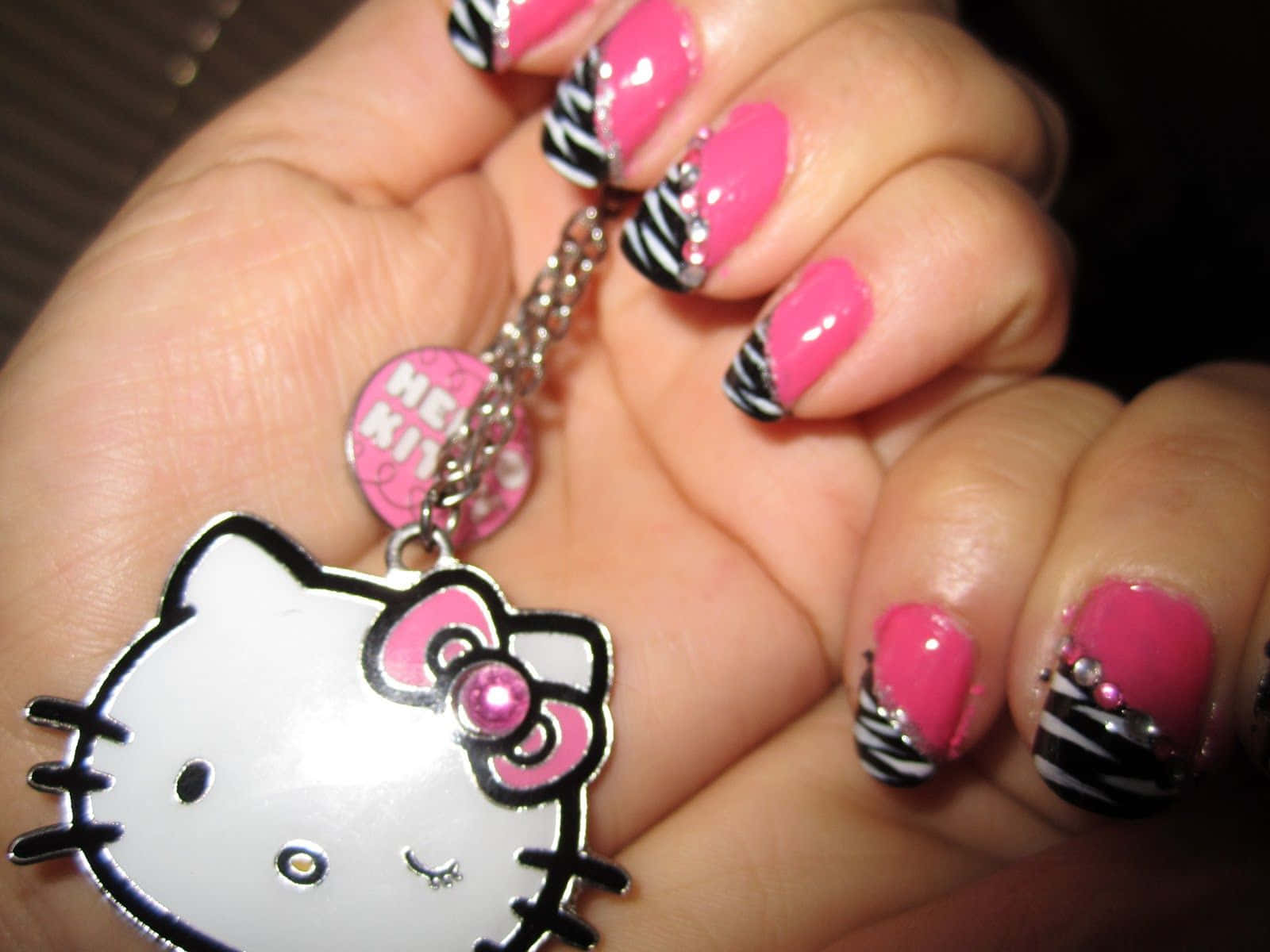 Caption: Elegant And Stylish Cute Nails Design Wallpaper