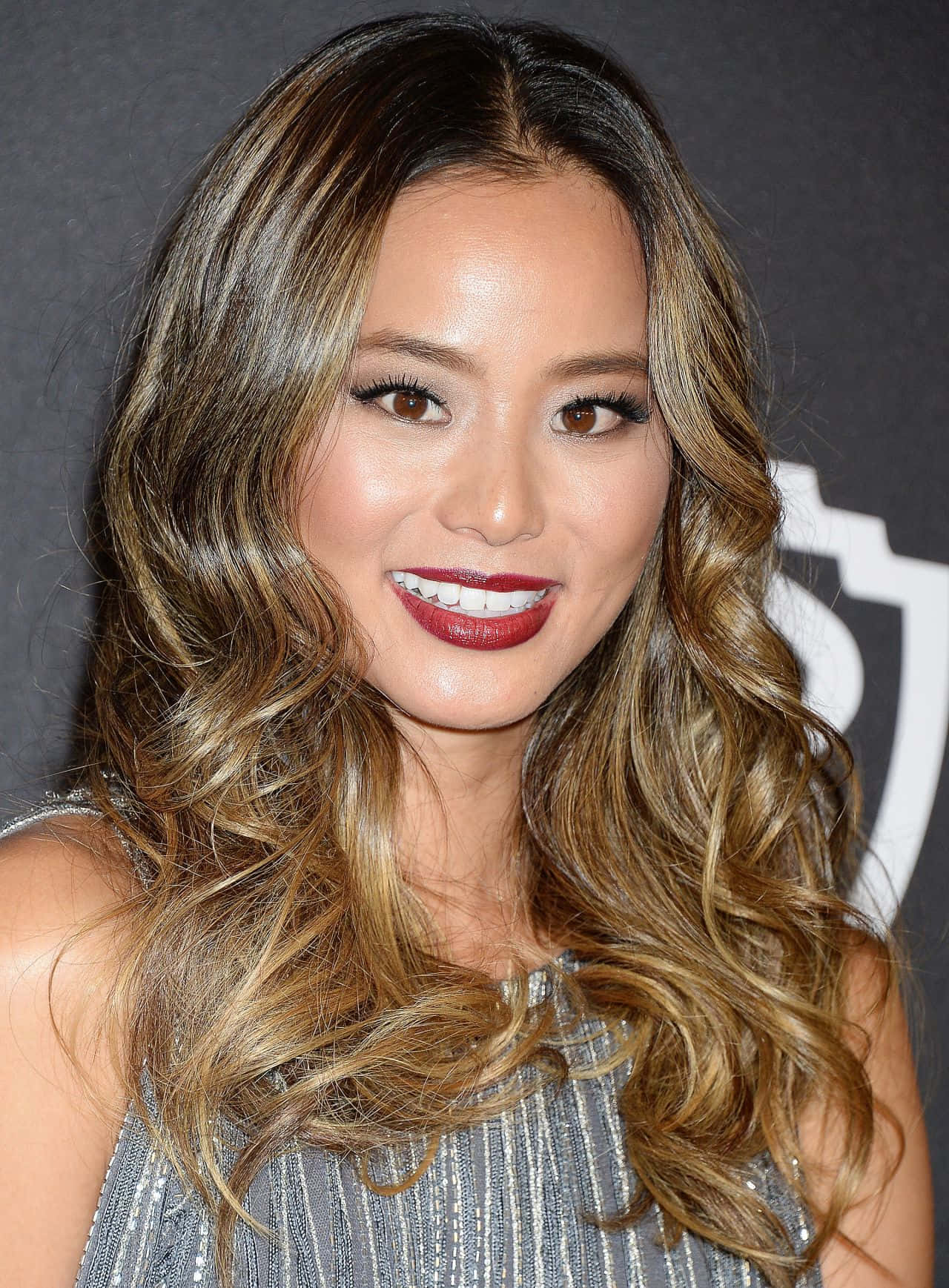 Caption: Jamie Chung Radiant Look Wallpaper