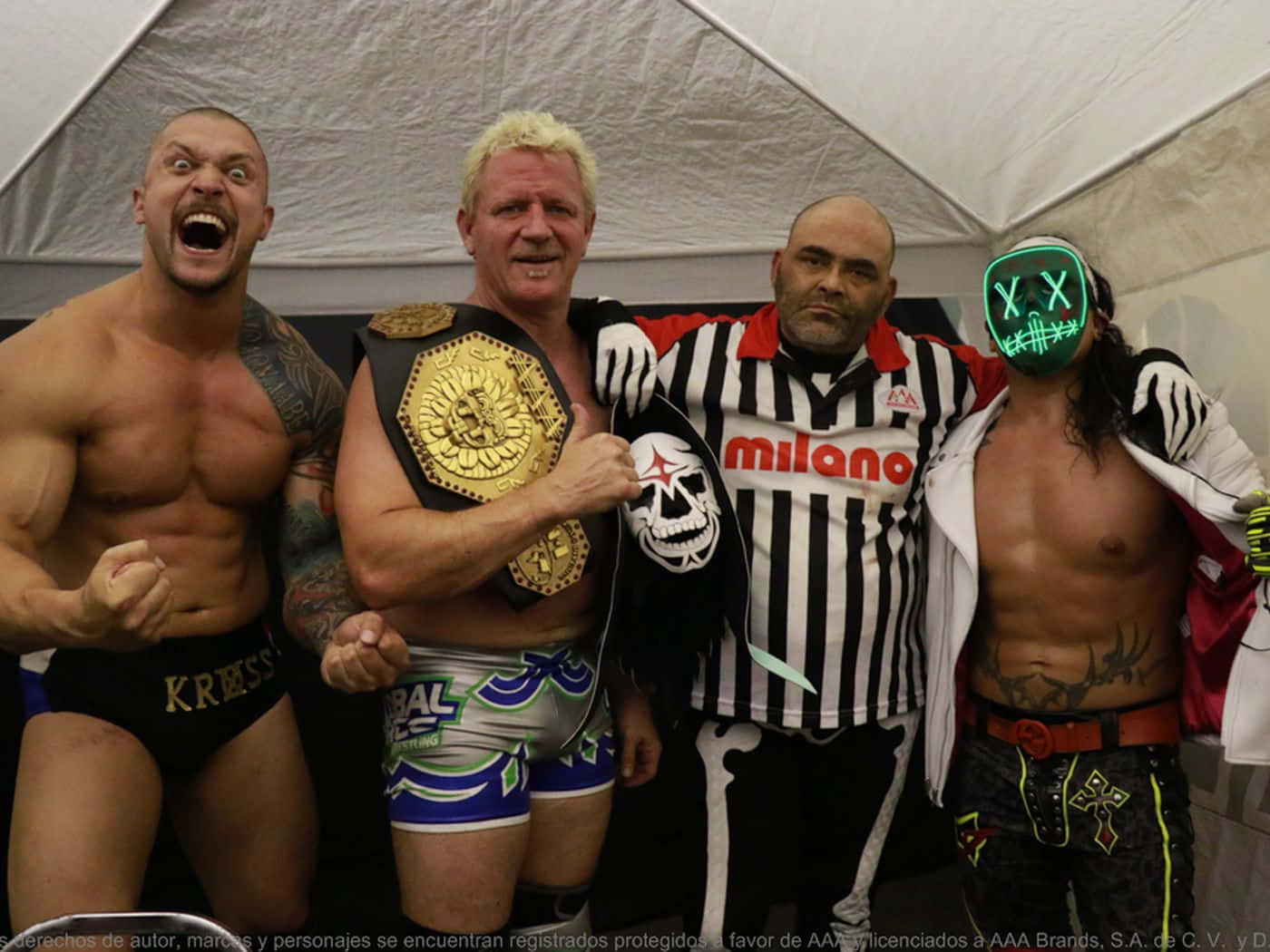 Caption: Legendary Wrestler Jeff Jarrett Challenges La Parka Wallpaper