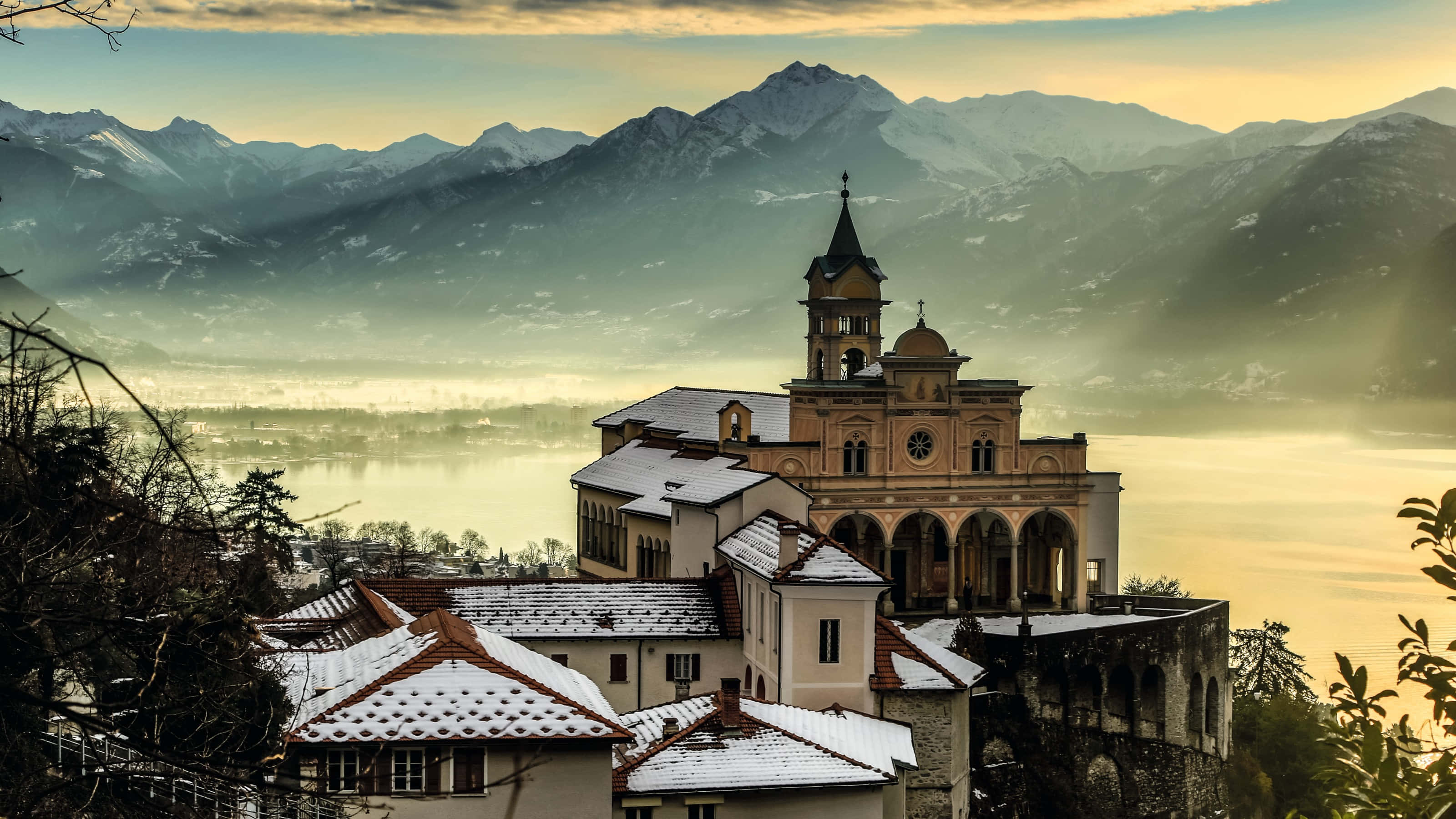 Caption: Scenic View Of Locarno Street Wallpaper