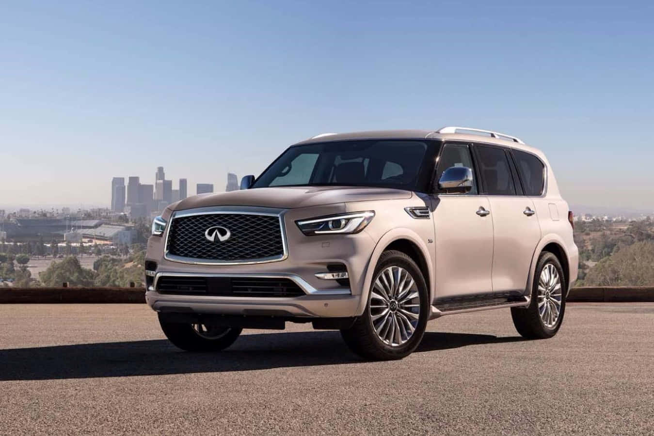 Caption: Stunning Infiniti Qx80 At Its Best Wallpaper