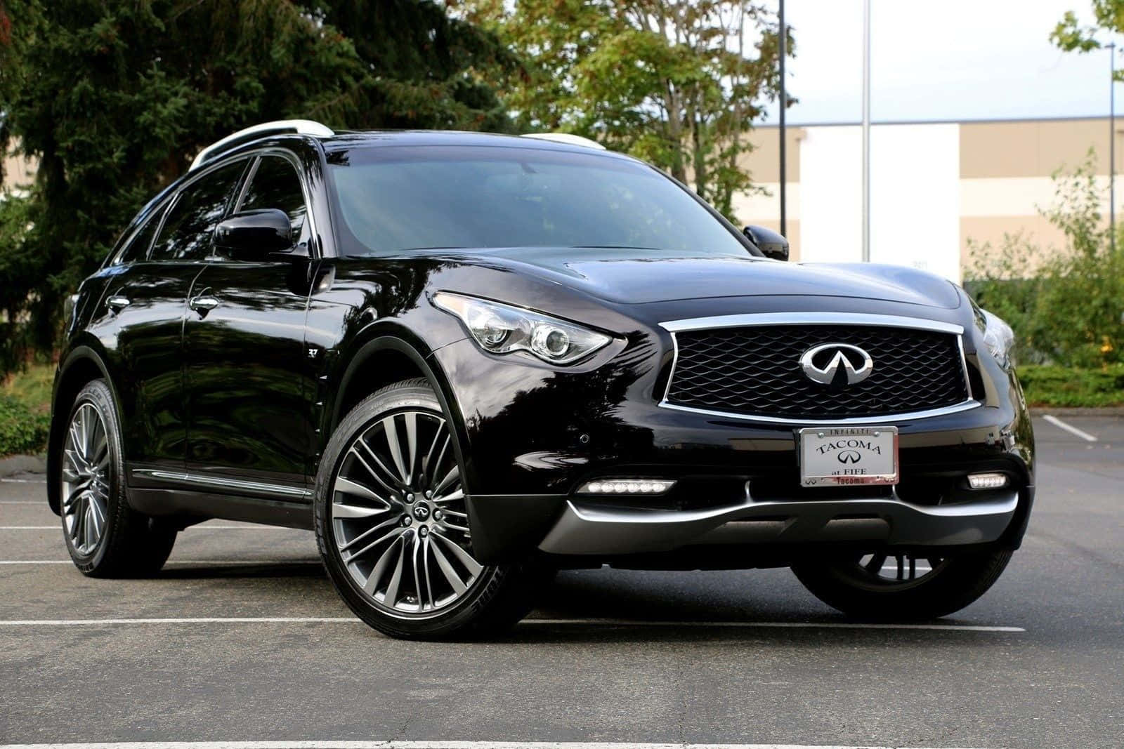 Caption: The Sleek And Elegant Infiniti Qx70 Wallpaper