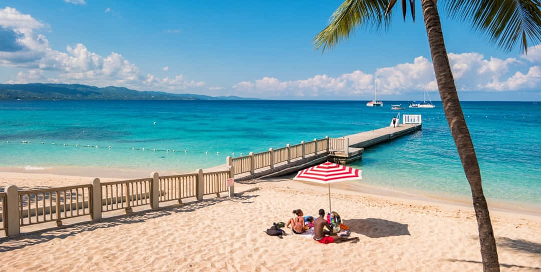 Captivating Jamaican Beach Paradise Wallpaper