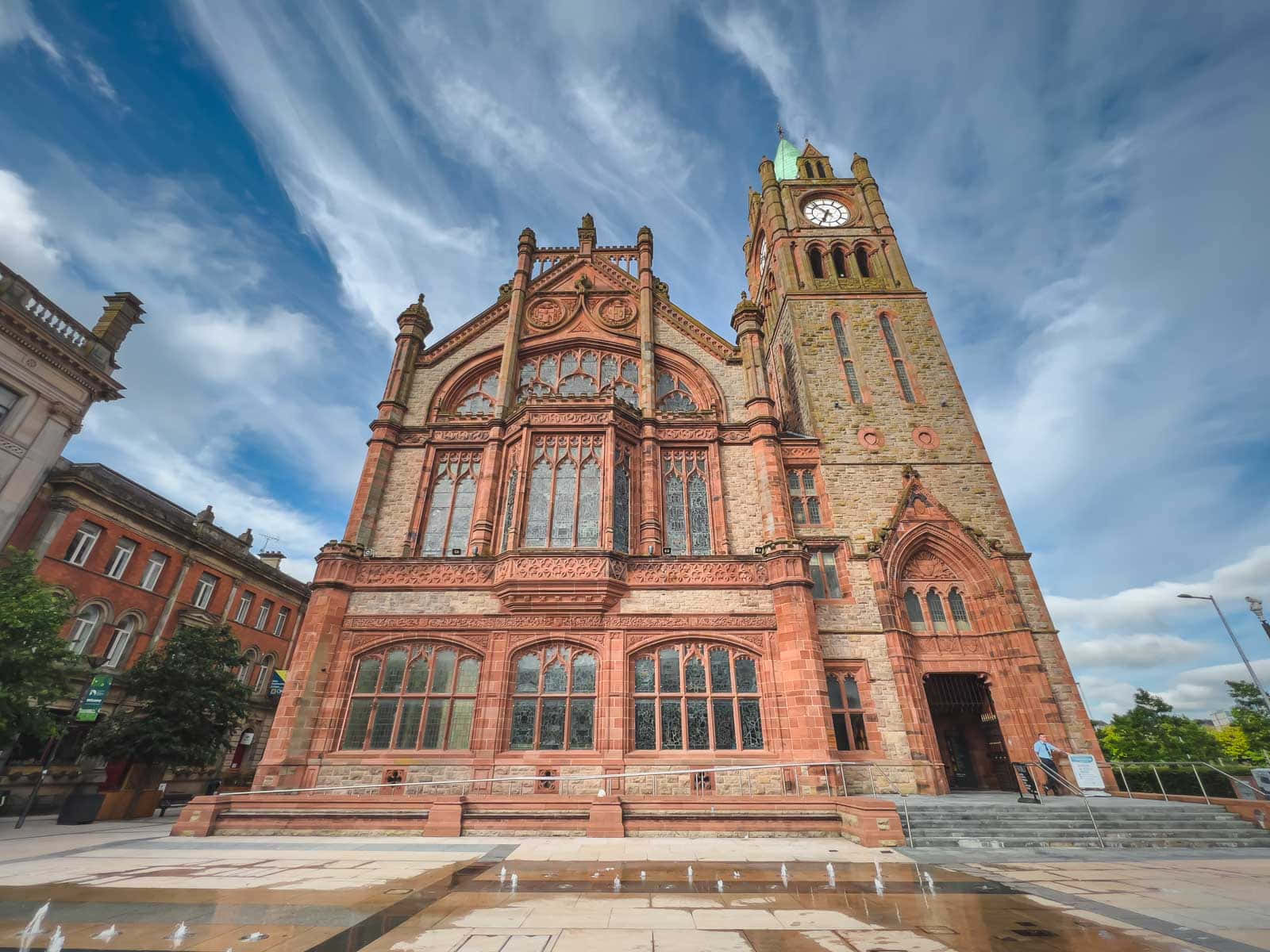 Captivating View Over Historic Londonderry City Wallpaper