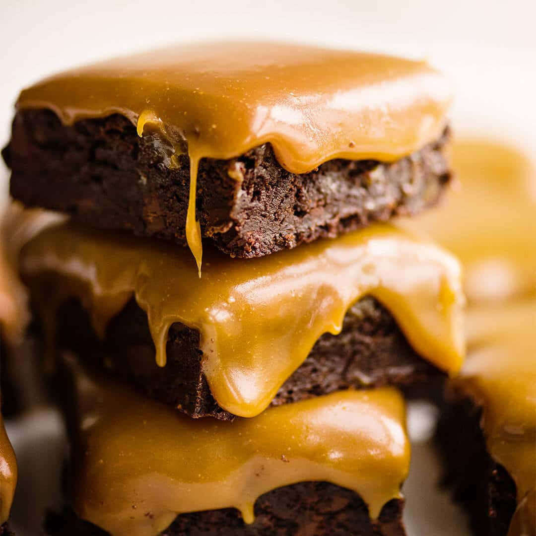 Caramel Brownie 1080 X 1080 Wallpaper Wallpaper