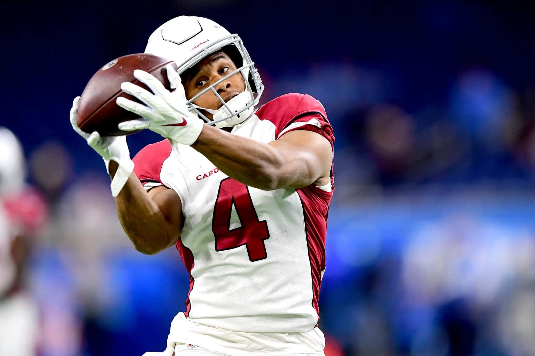 Cardinals Player Catching Football Wallpaper