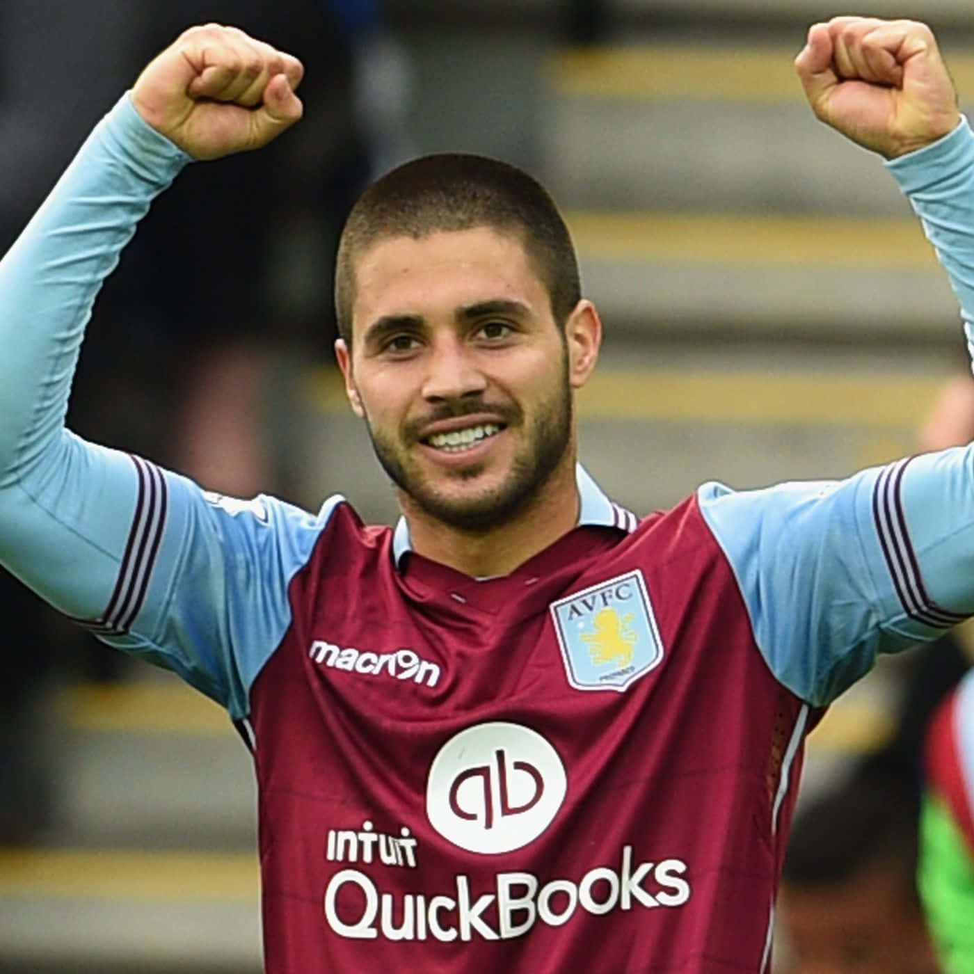 Carles Gil Aston Villa Fc Player Wallpaper