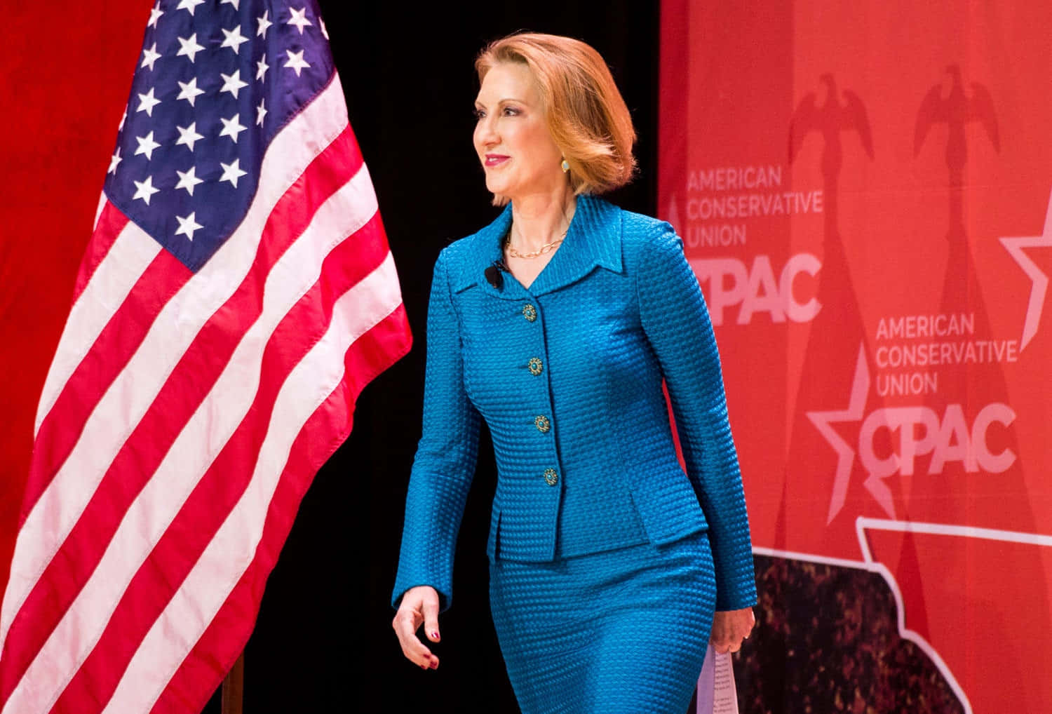 Carly Fiorina Walking Onto Cpac Stage Wallpaper