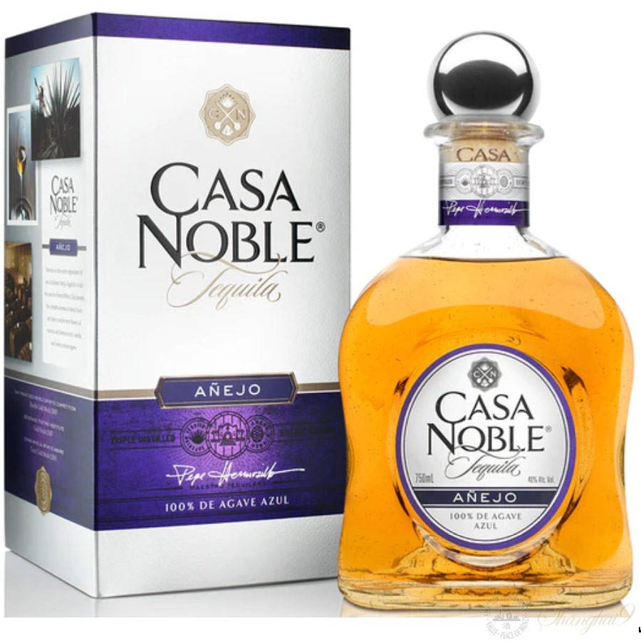 Casa Noble Anejo With Box Wallpaper