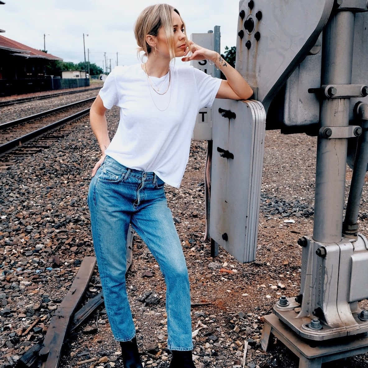 Casual Fashion Railroad Photoshoot Wallpaper