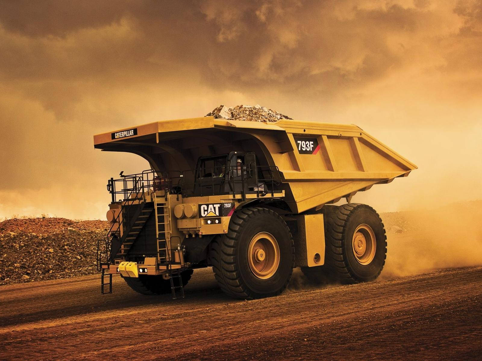 Caterpillar 797 Dump Truck For Construction Wallpaper