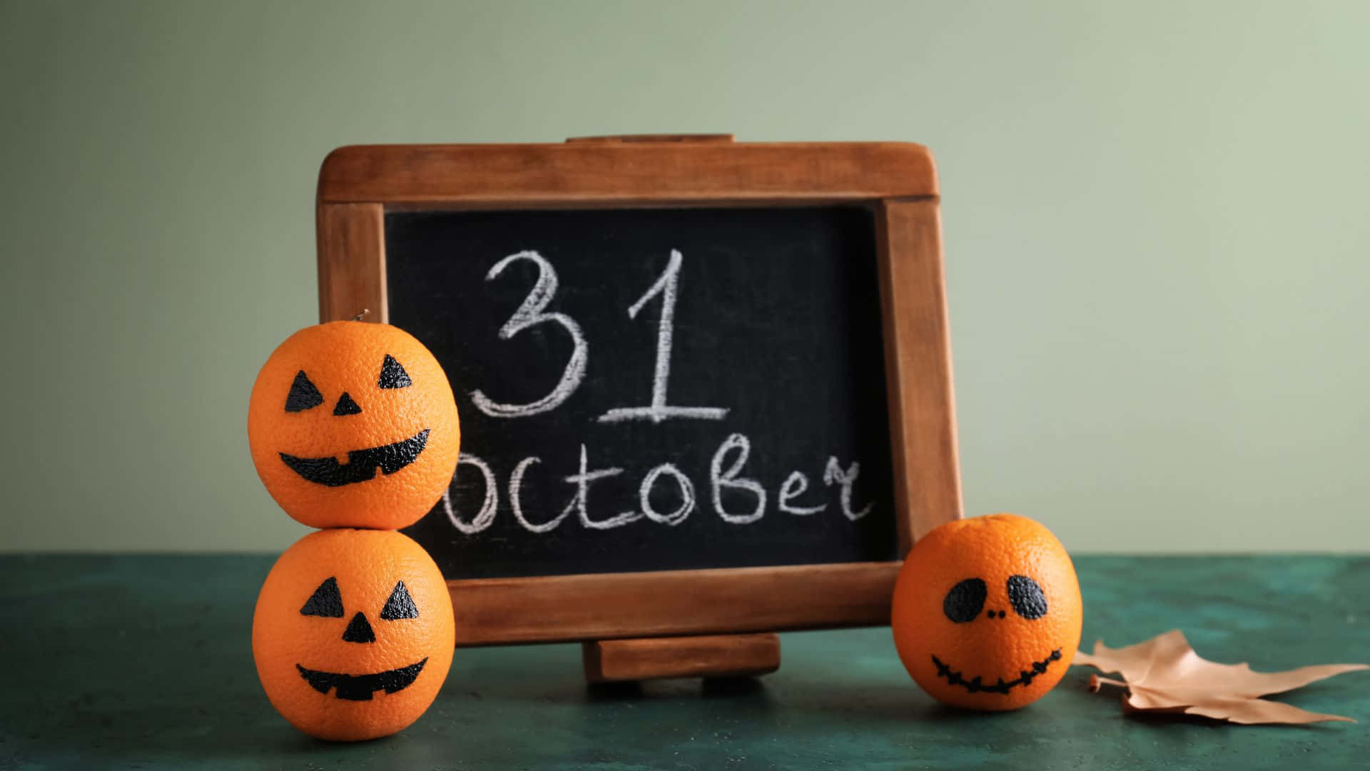 Celebrate October 31st With Spooky Fun! Wallpaper