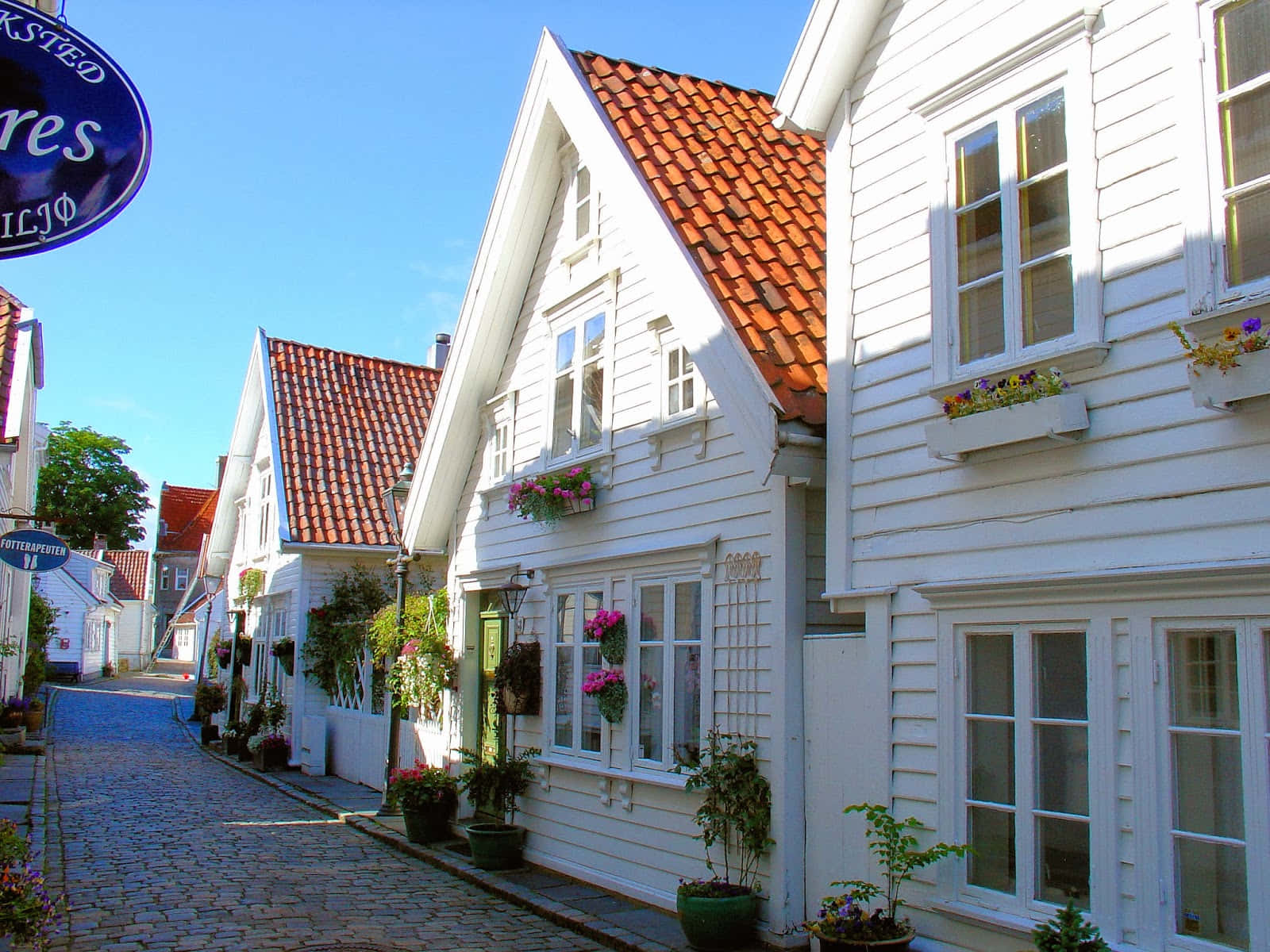 Charming Stavanger Street Norway Wallpaper