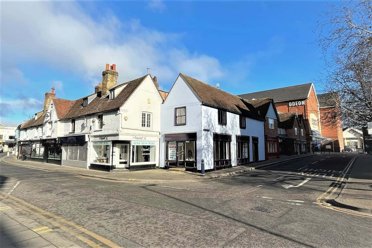 Chelmsford High Streetwith Odeon Cinema Wallpaper