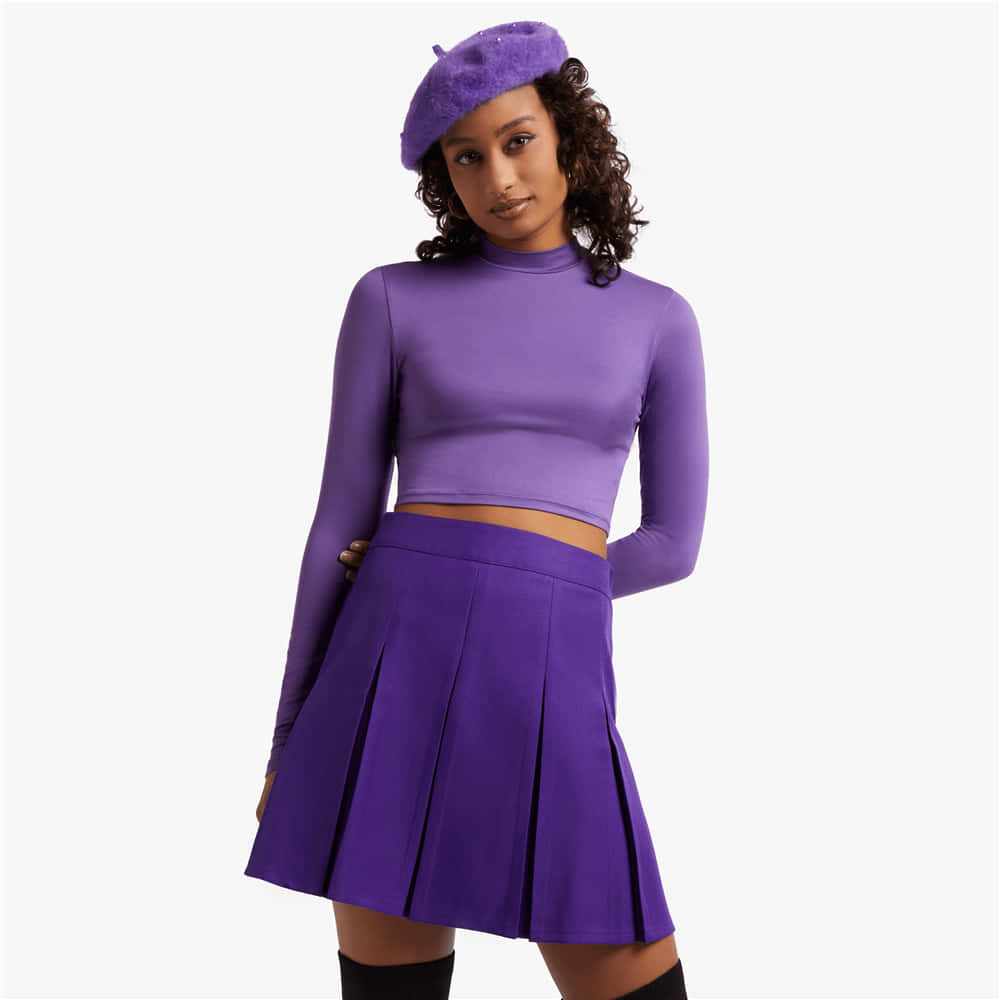 Chic And Flattering - This Purple Skirt Will Turn Heads Wallpaper