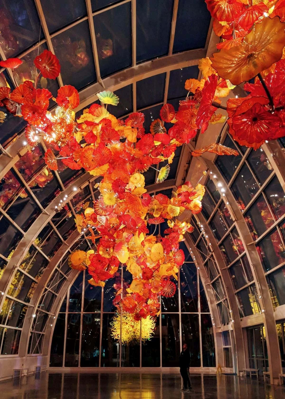 Chihuly Glasshouse Evening Exhibit Wallpaper