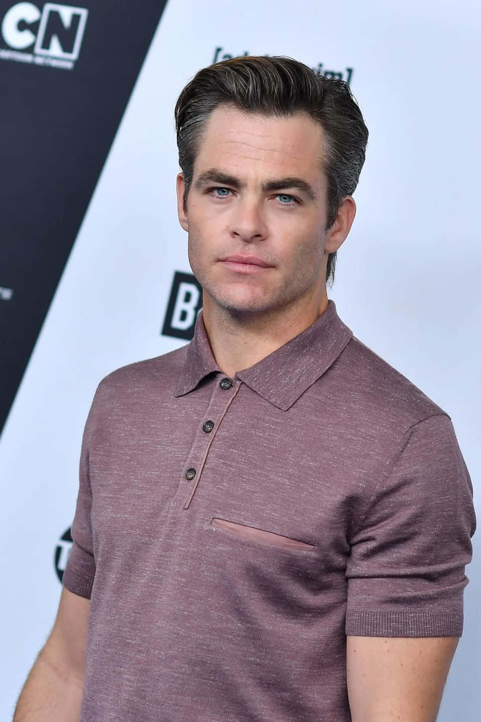 Chris Pine [wallpaper] Wallpaper