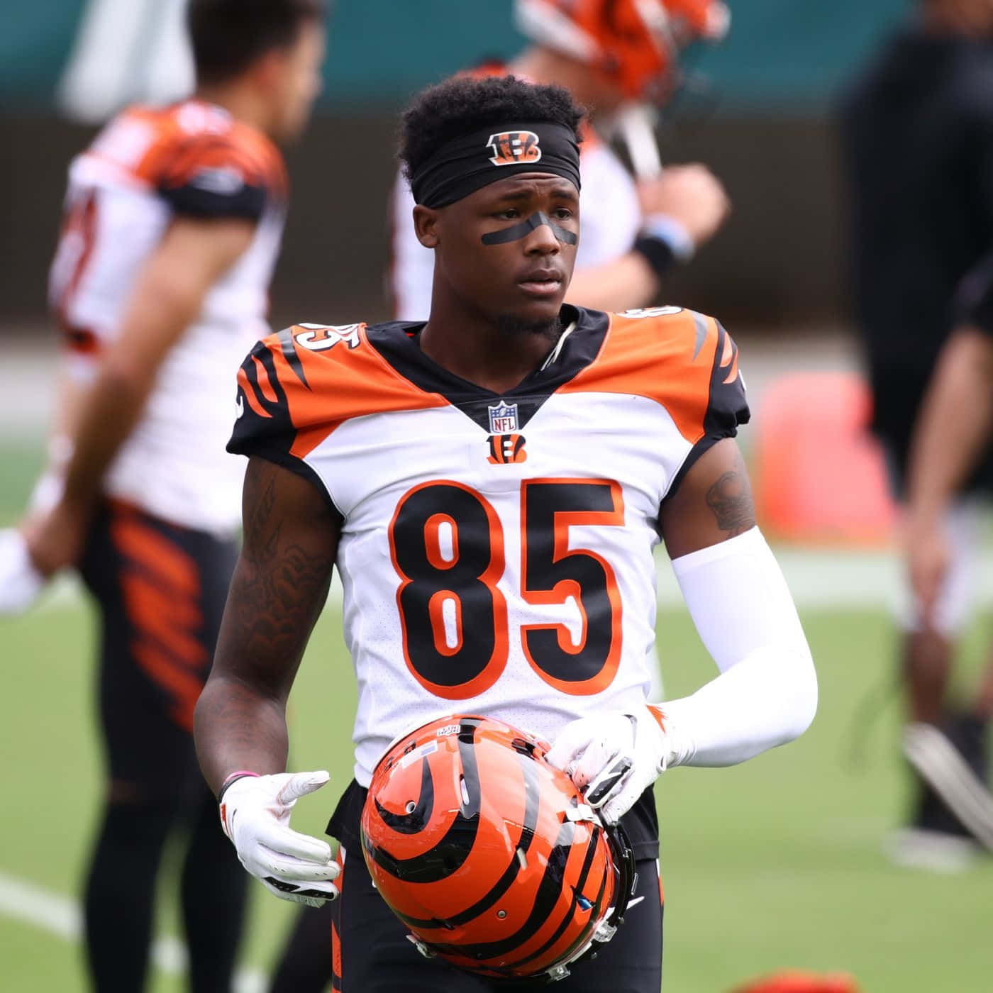 Cincinnati Bengals Player Tee Higgins85 Wallpaper