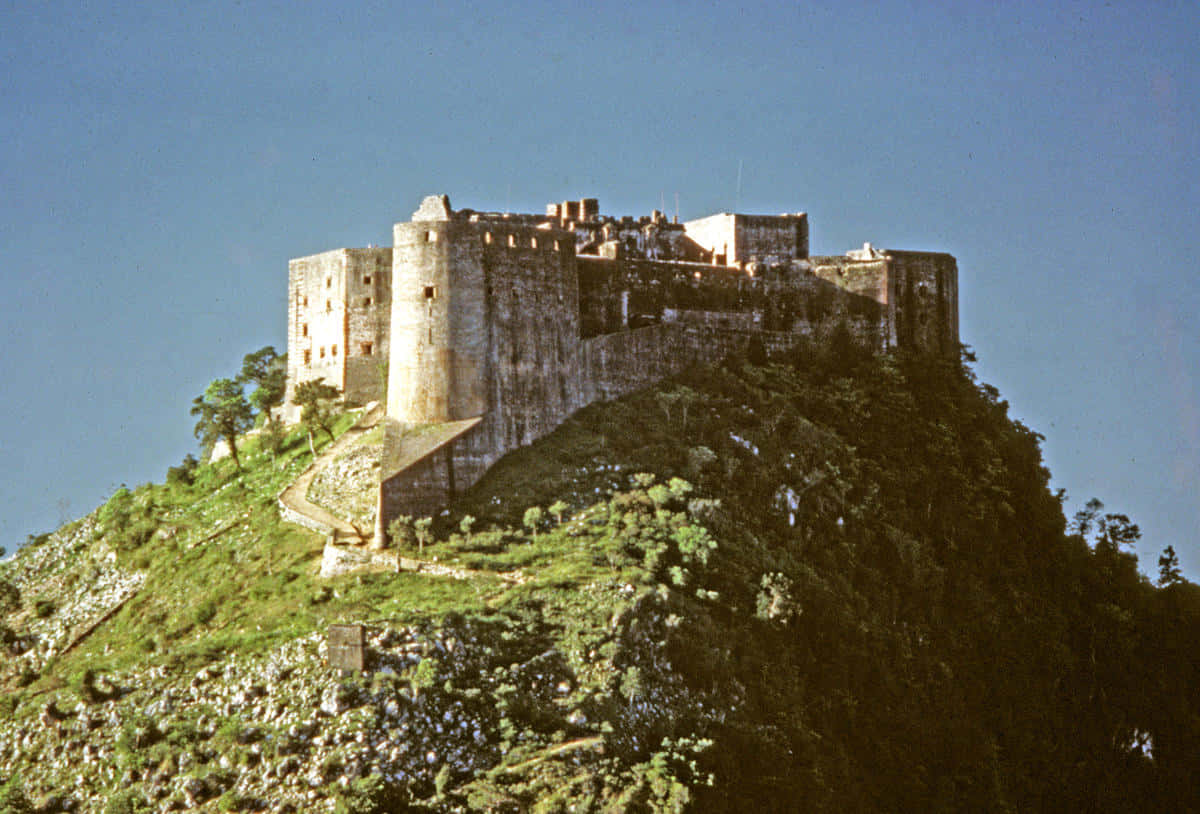 “citadelle Laferriere – A Stunning Historical Monument” Wallpaper