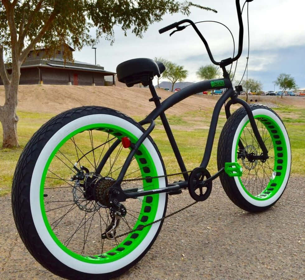 Classic Beach Cruiser On A Serene Shoreline Wallpaper