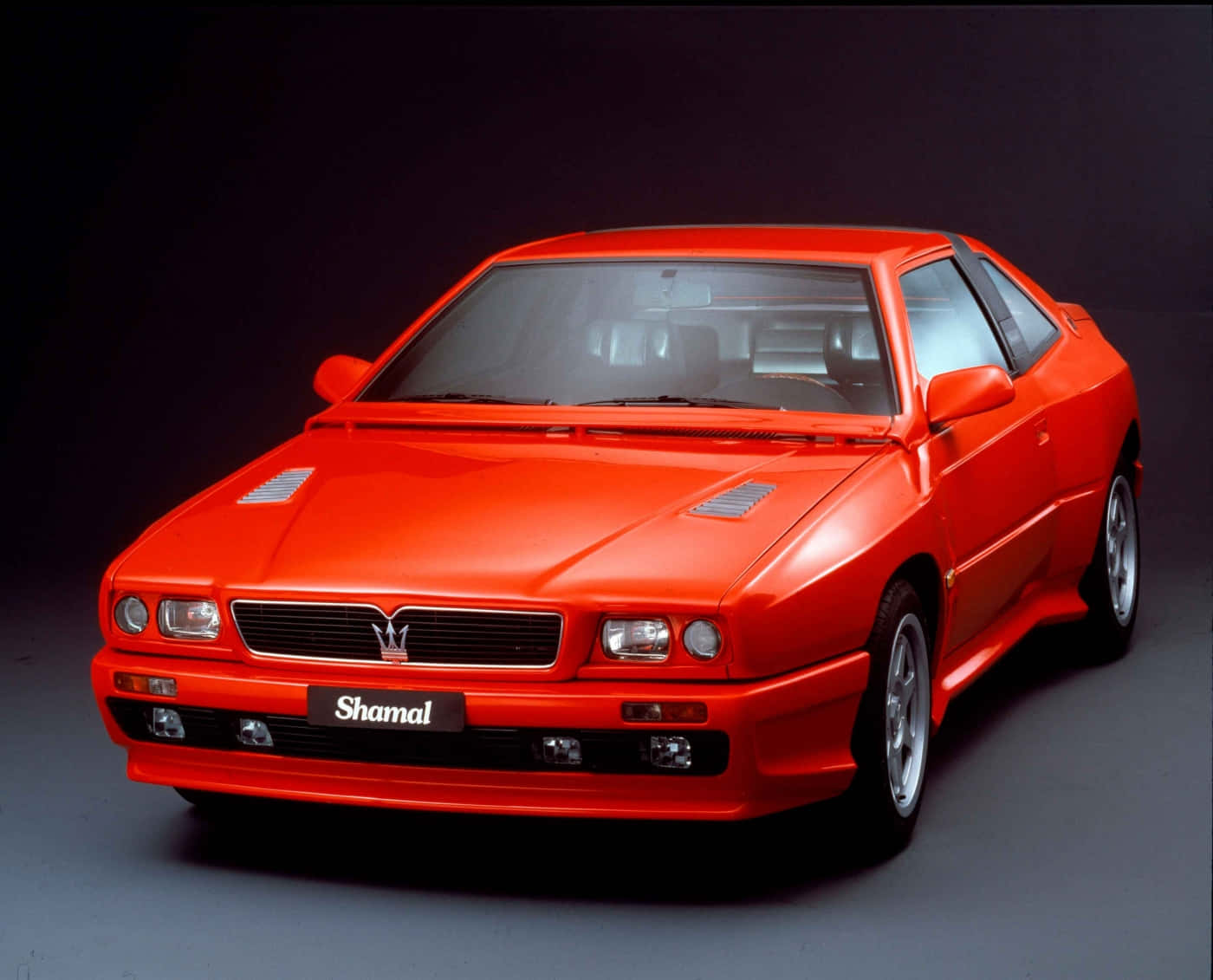 Classic Luxury Reimagined - Maserati Shamal Wallpaper