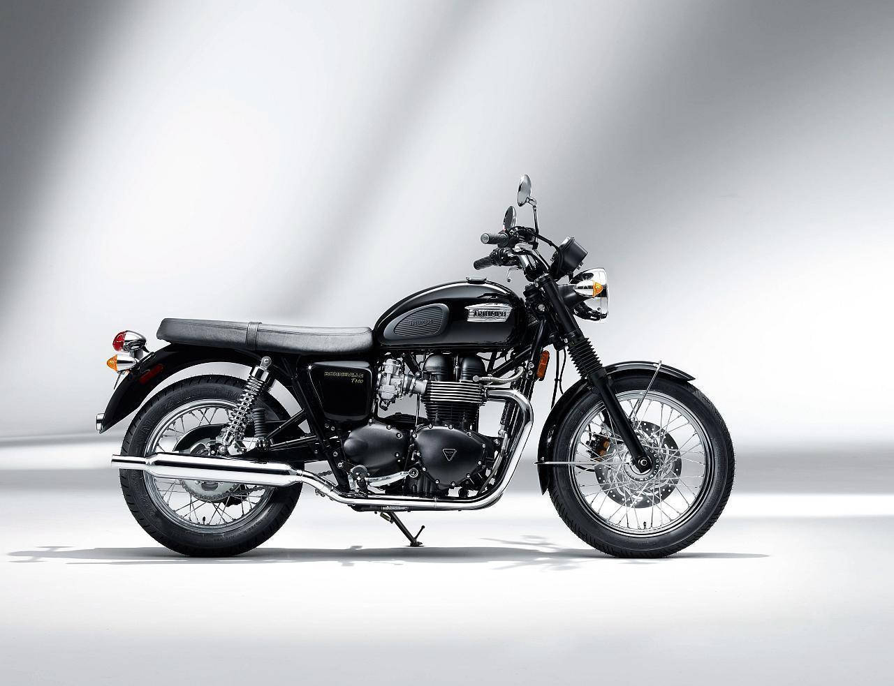 Classic Triumph Bonneville T100 Wallpaper